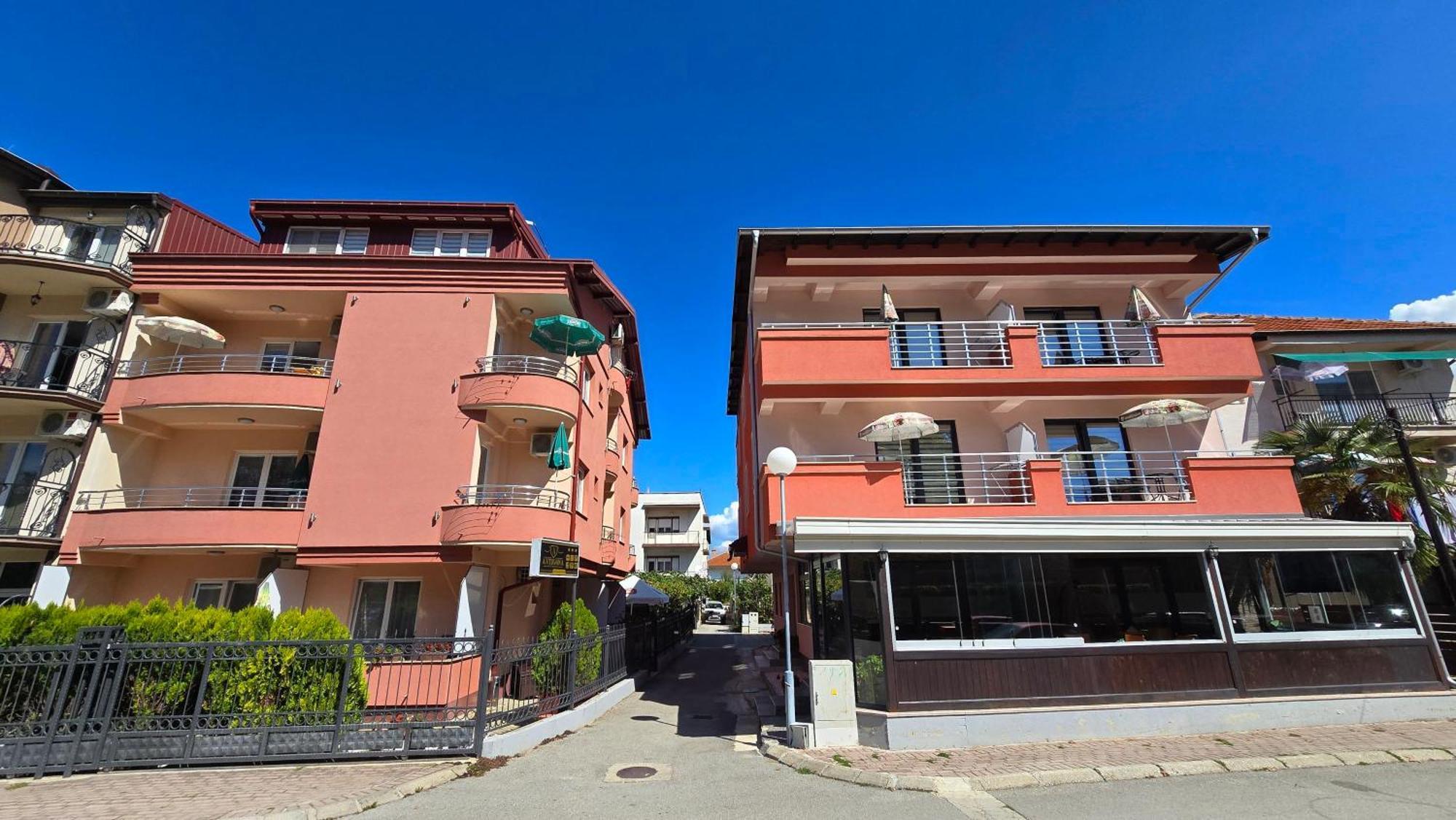 Villa & Apartments Antigona Ohrid Luaran gambar