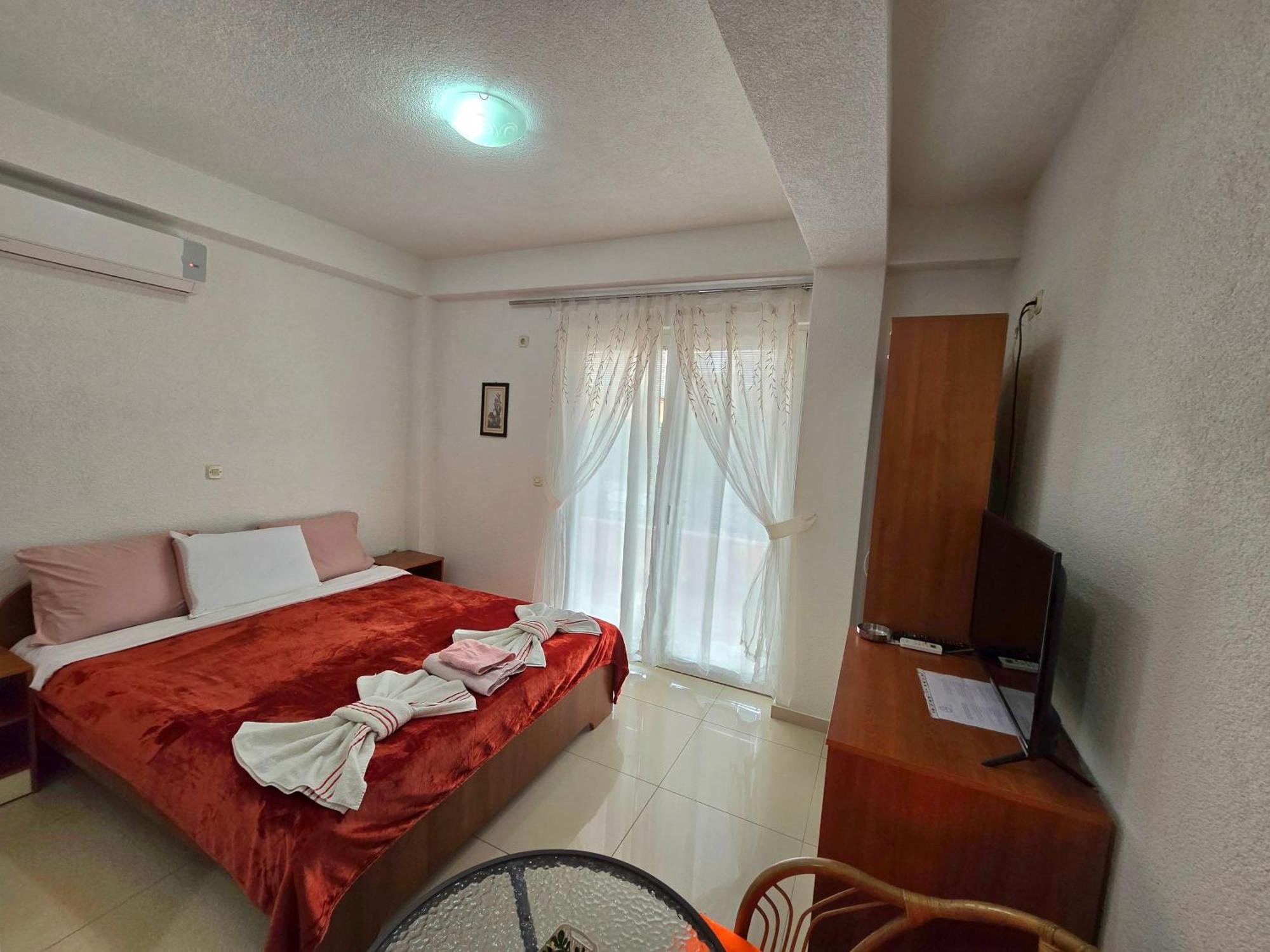 Villa & Apartments Antigona Ohrid Luaran gambar