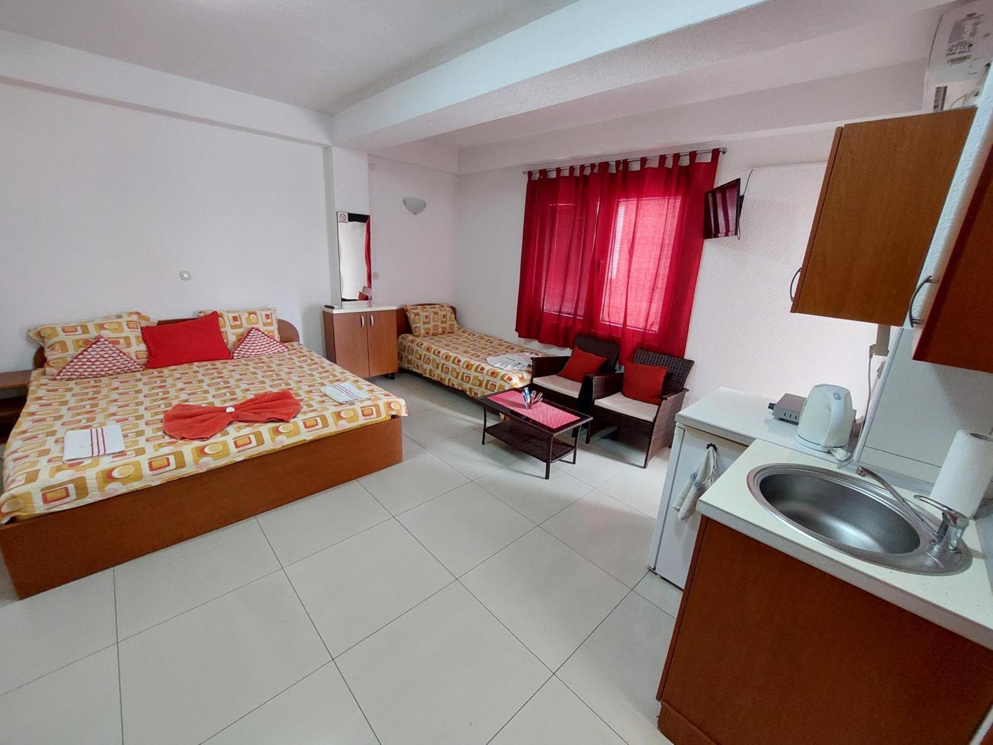 Villa & Apartments Antigona Ohrid Luaran gambar