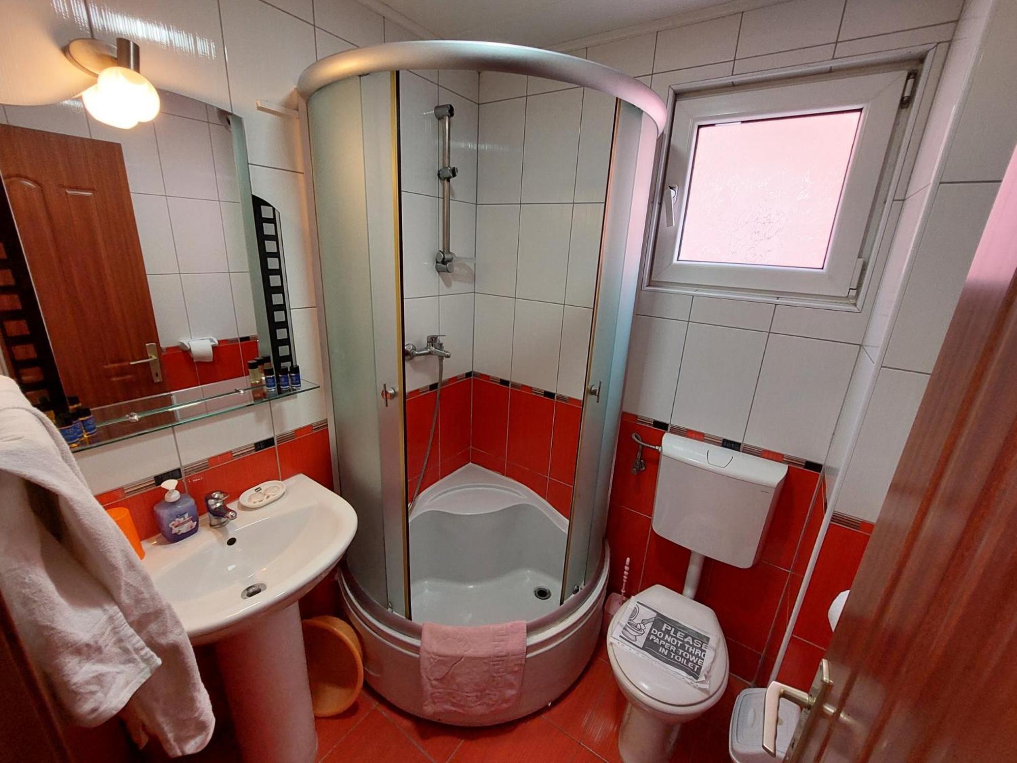 Villa & Apartments Antigona Ohrid Luaran gambar