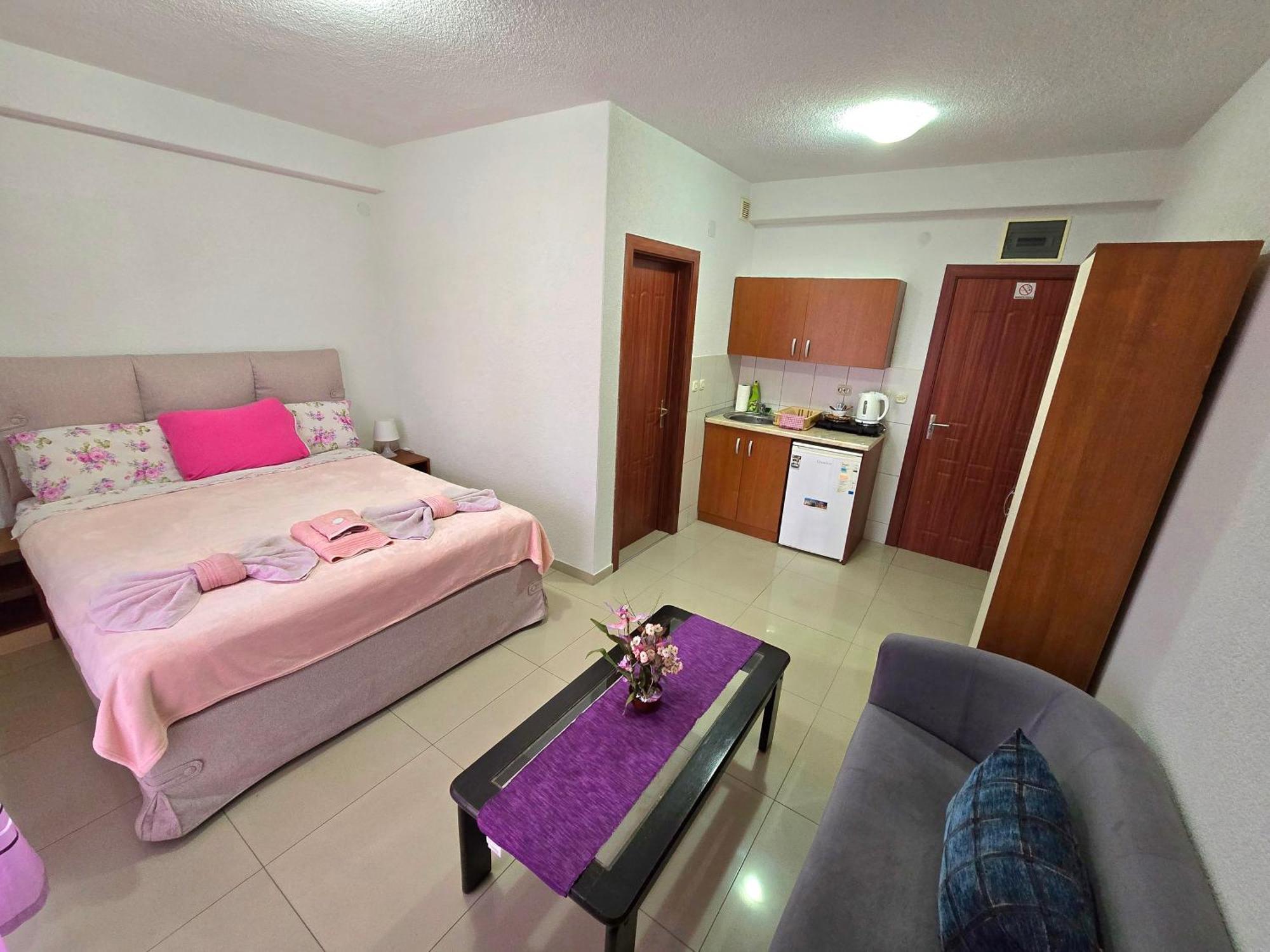 Villa & Apartments Antigona Ohrid Luaran gambar